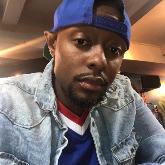 Meet your Posher, Derek - Picture 1 of 1